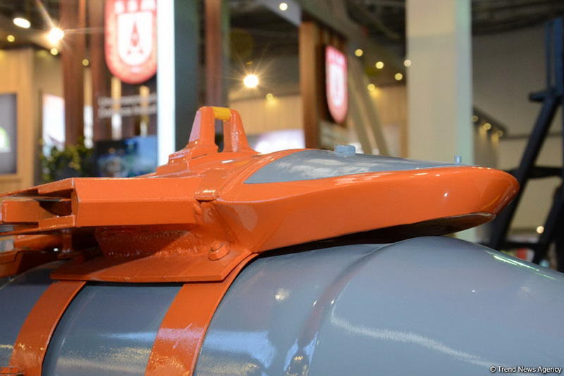 Азербайджан продемонстрировал крылатые авиабомбы на выставке ADEX-2016