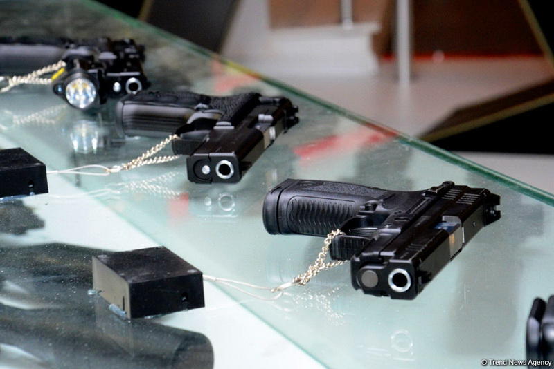 На выставке ADEX-2016 в Баку представлено новейшее вооружение