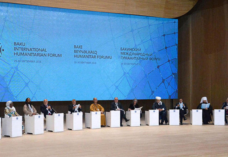 Adam Marşalek: "Bakı Beynəlxalq Humanitar Forumunda müzakirə edilən mövzular aktualdır"