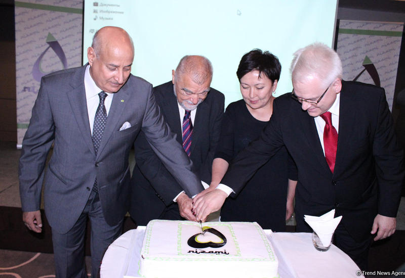 Торжественная презентация проекта "Газели Низами" с участием известных деятелей культуры и спорта