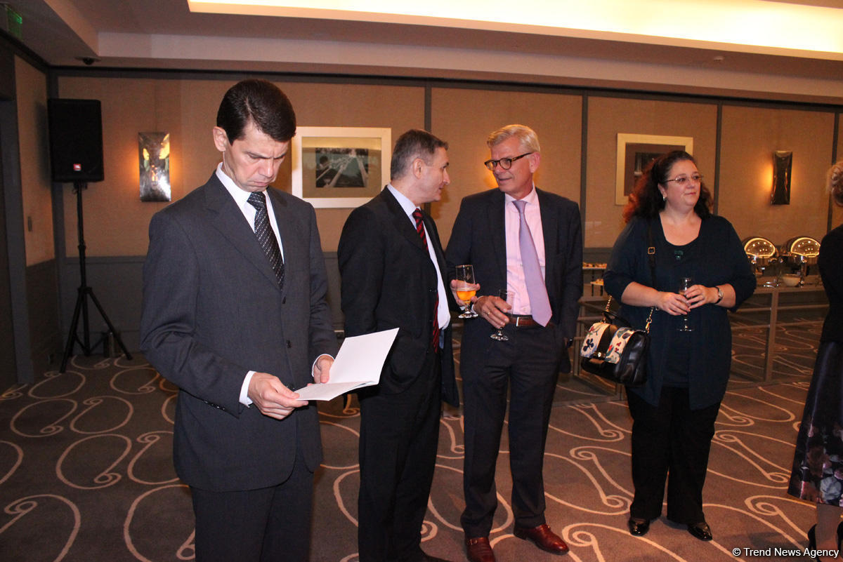 Торжественная презентация проекта "Газели Низами" с участием известных деятелей культуры и спорта