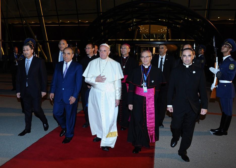 Завершился визит Папы Римского Франциска в Азербайджан