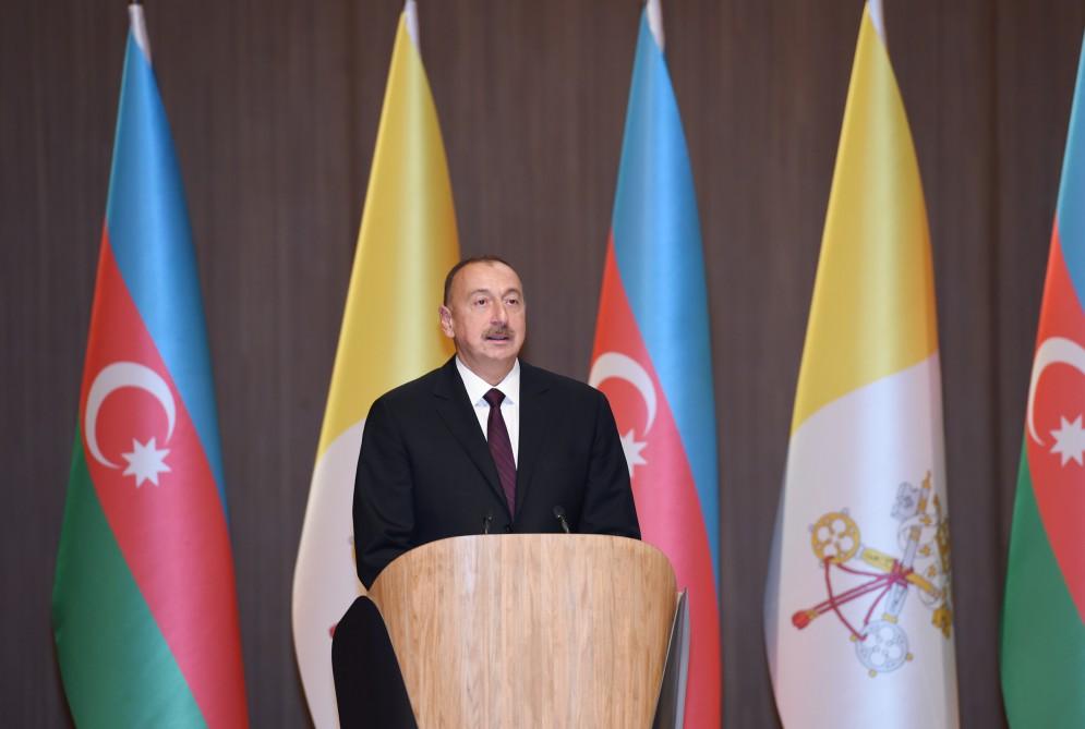 Визит Папы Римского Франциска в Азербайджан