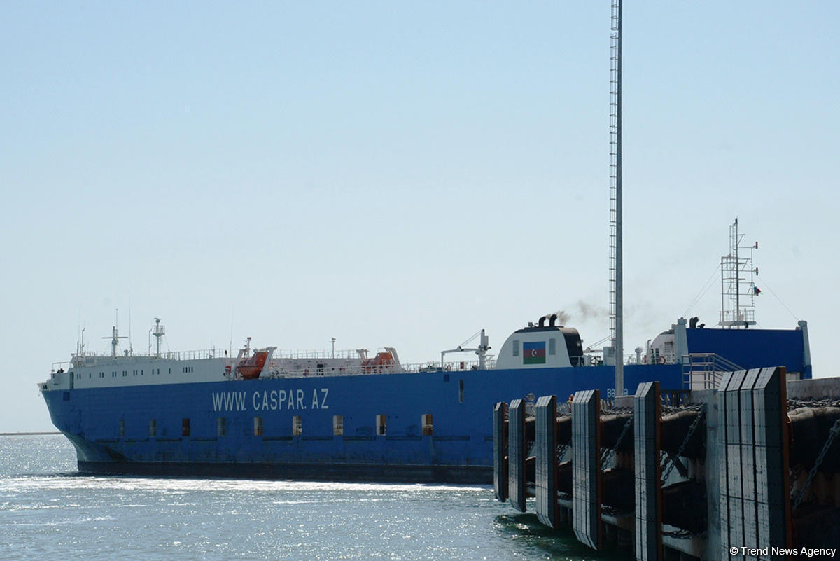 Бакинский морской торговый порт принесет Азербайджану миллиарды
