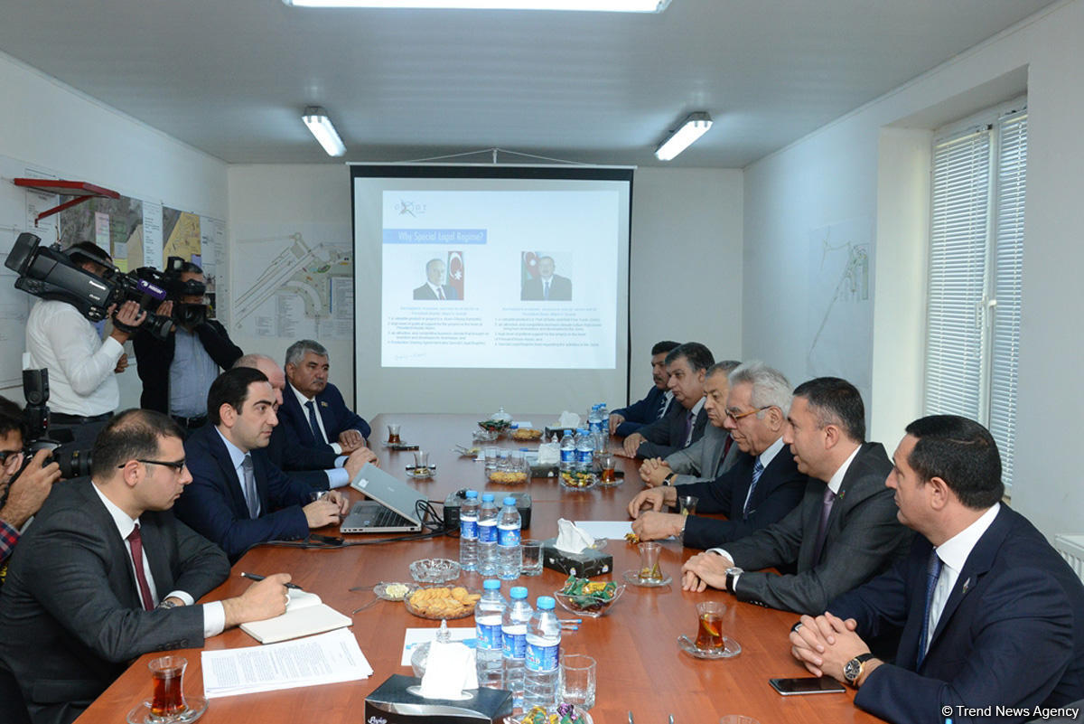 Бакинский морской торговый порт принесет Азербайджану миллиарды