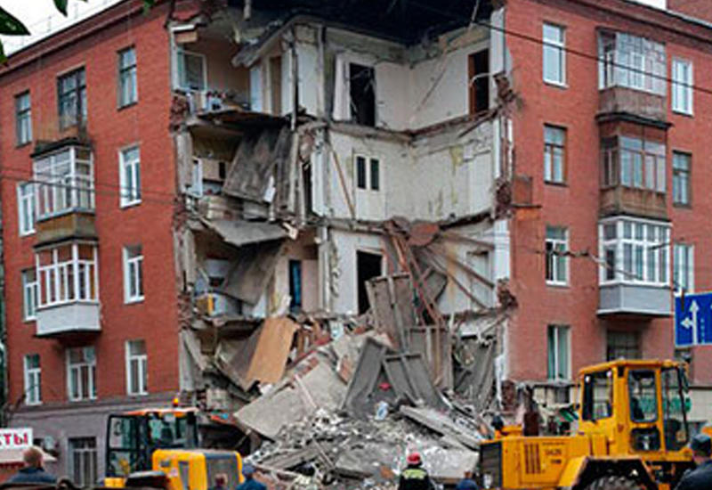 10 неожиданных обрушений жилых домов