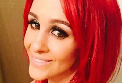 Ее парень вытолкнул ее из машины на полной скорости. Спустя 5 лет она опубликовала это… <span class="color_red">- ФОТО</span>