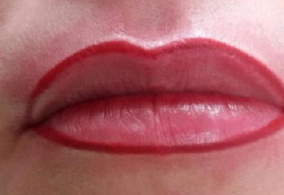 17 плачевных случаев, когда с татуажем губ что-то пошло не так… <span class="color_red">- ФОТО</span>