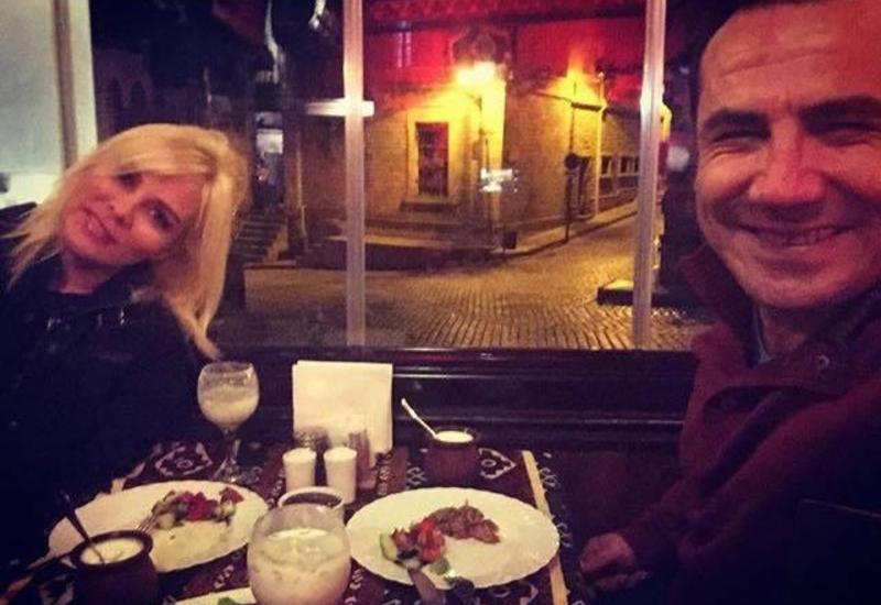 Ferhat Göçer sevgilisi ilə Bakıda