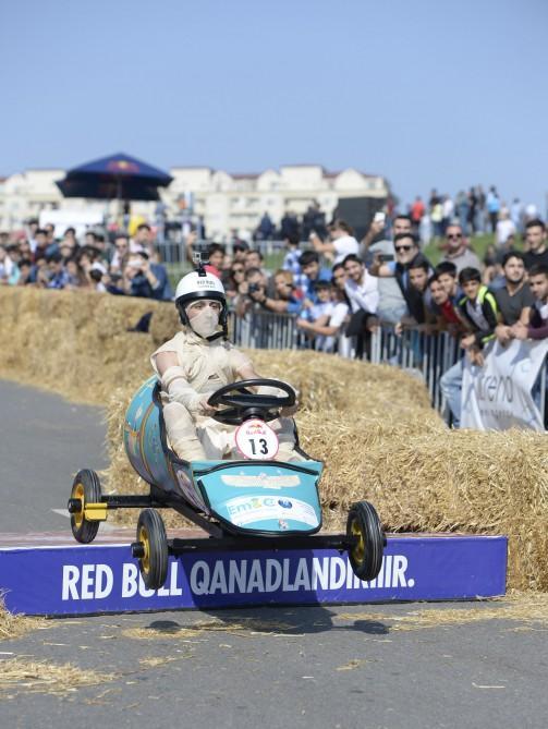 Определены победители прошедших в Баку соревнований Red Bull Soapbox
