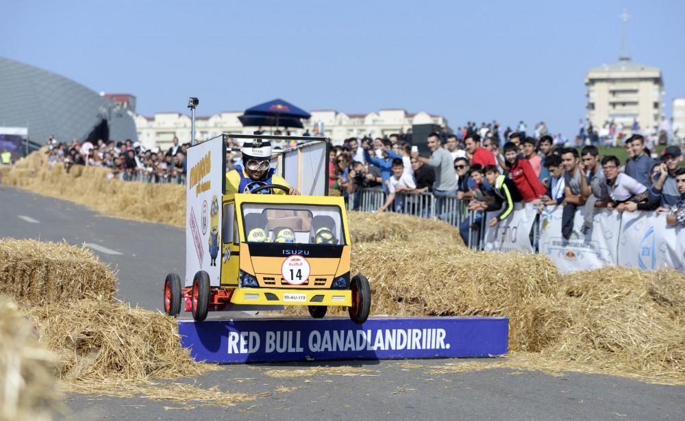 Определены победители прошедших в Баку соревнований Red Bull Soapbox