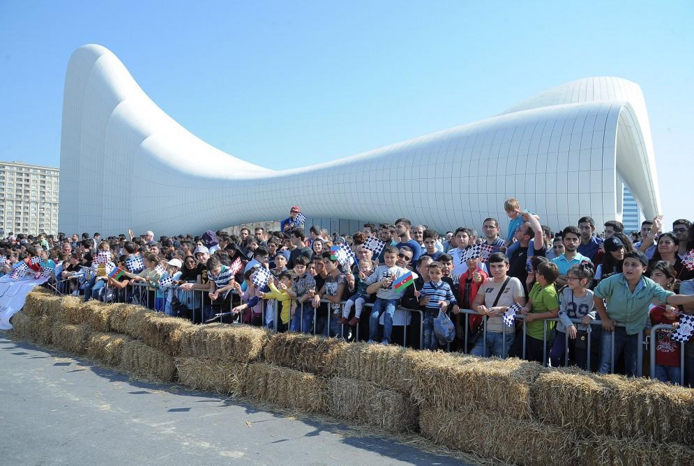 Определены победители прошедших в Баку соревнований Red Bull Soapbox
