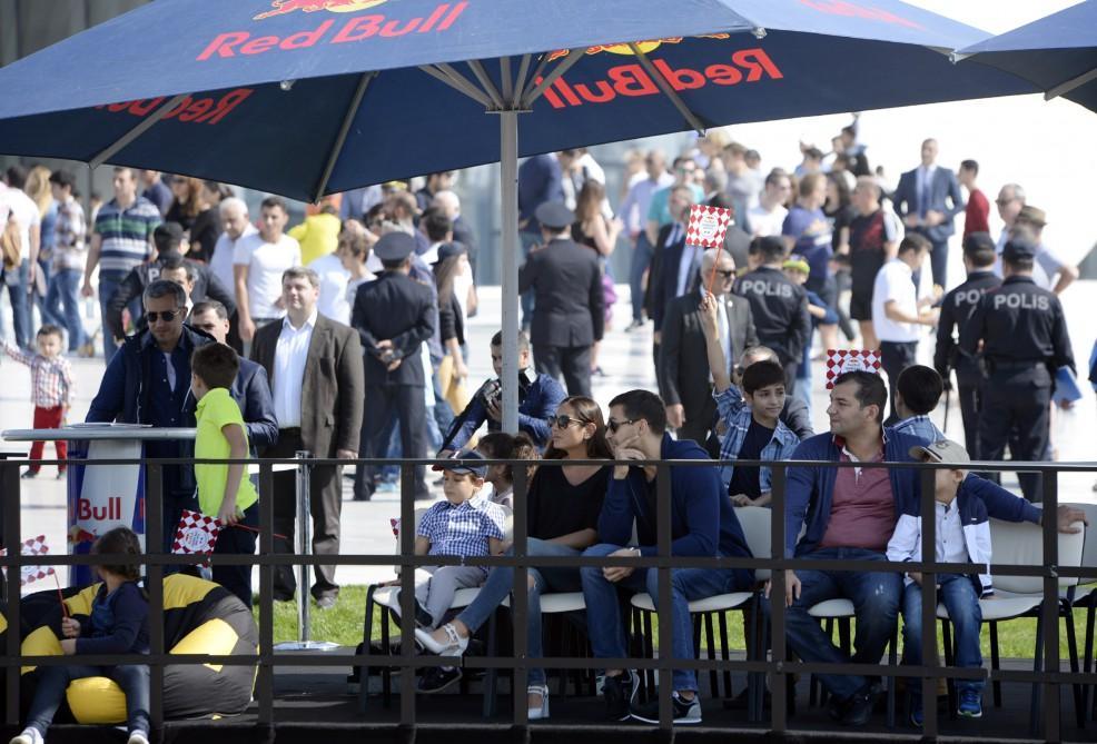 Определены победители прошедших в Баку соревнований Red Bull Soapbox