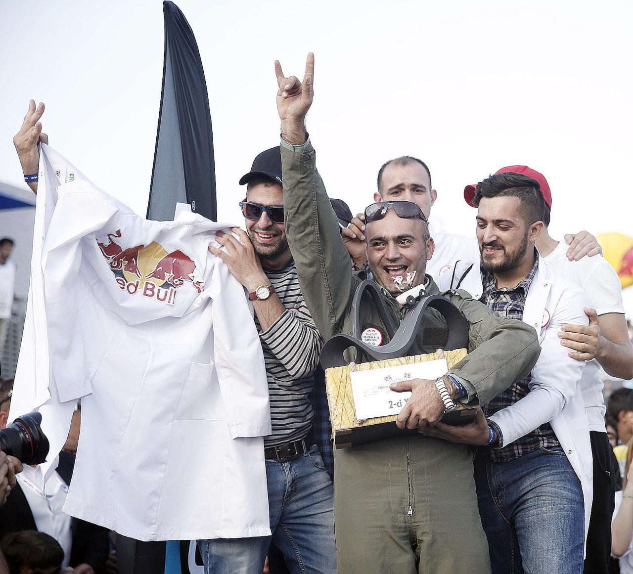 Определены победители прошедших в Баку соревнований Red Bull Soapbox