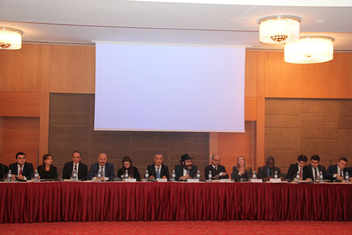 Azərbaycanda dini icmaların rəhbərlərinin seminarı keçirilir