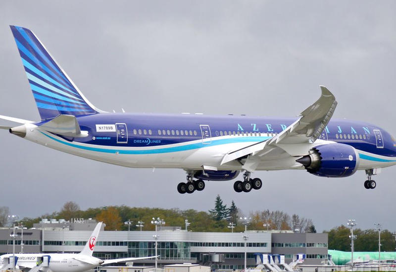 AZAL увеличивает число рейсов в Лондон