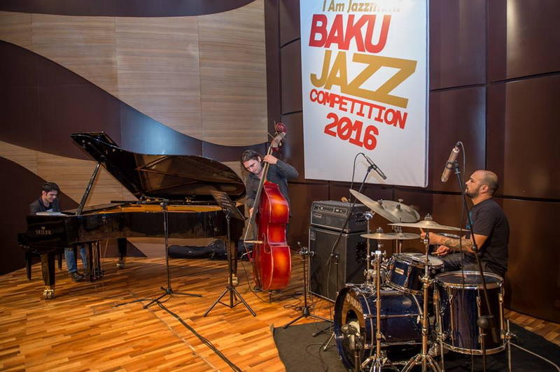 В Международном Центре Мугама дан старт конкурсу "I am jazzman!"