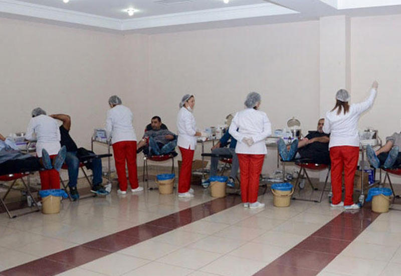 Azərbaycanda məscidlərdə Aşura günü ilə bağlı qanvermə aksiyası keçirilir