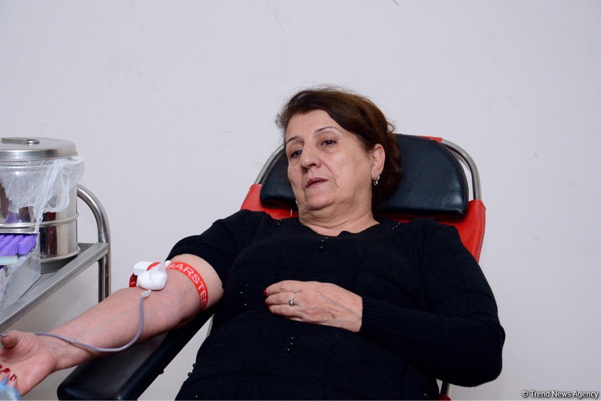 Azərbaycanda məscidlərdə Aşura günü ilə bağlı qanvermə aksiyası keçirilir
