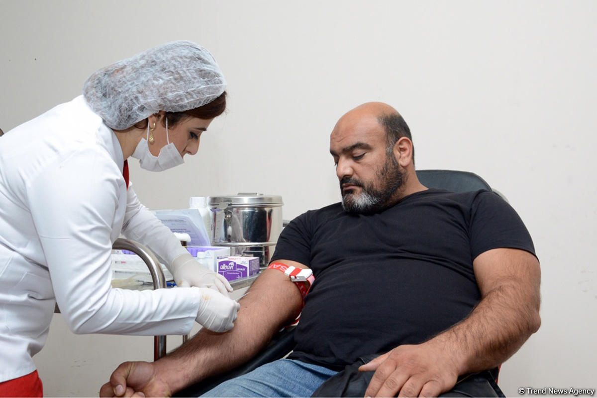 Azərbaycanda məscidlərdə Aşura günü ilə bağlı qanvermə aksiyası keçirilir