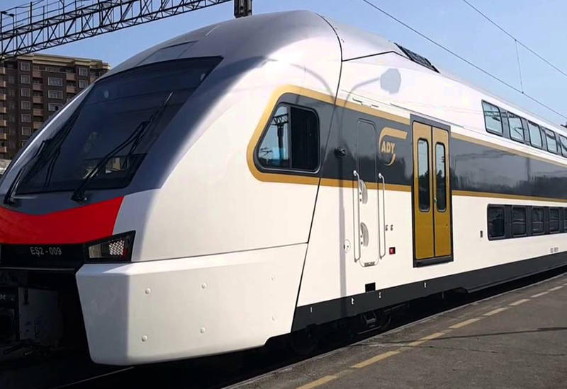 Азербайджан получит новые двухэтажные электропоезда