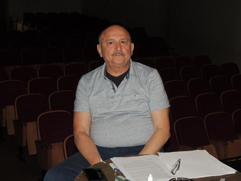 Премьера в Русской драме заставит зрителей плакать от смеха