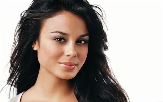 Aktrisa bu dəfə elə bir FOTOSESSİYA etdirdi ki...