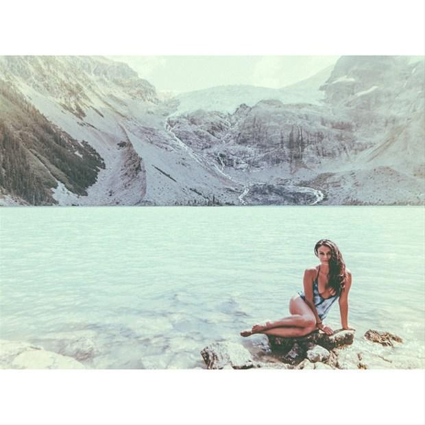 Aktrisa bu dəfə elə bir FOTOSESSİYA etdirdi ki...