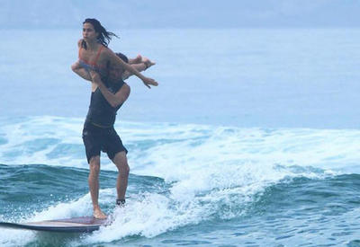 Пара из Бразилии покоряет Сеть невероятными трюками на воде <span class="color_red">- ФОТО</span>