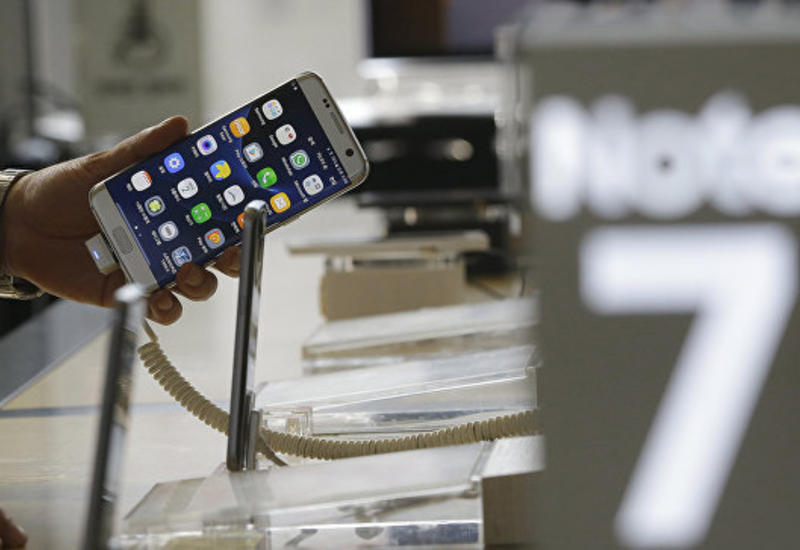 В Японии у пассажира самолета задымился Samsung Galaxy Note 7
