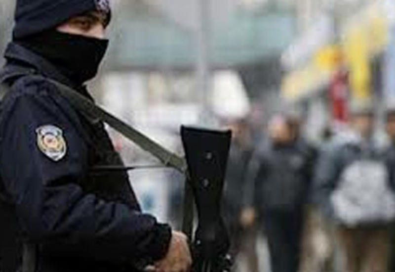 В Стамбуле проводятся рейды против сторонников Гюлена