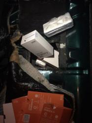Gömrükdə 27 mobil telefon tutuldu