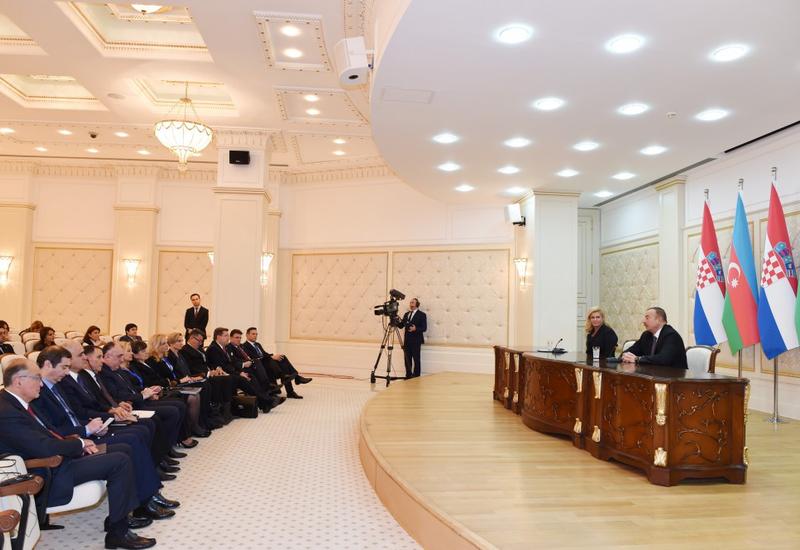Президенты Азербайджана и Хорватии выступили с заявлениями для печати