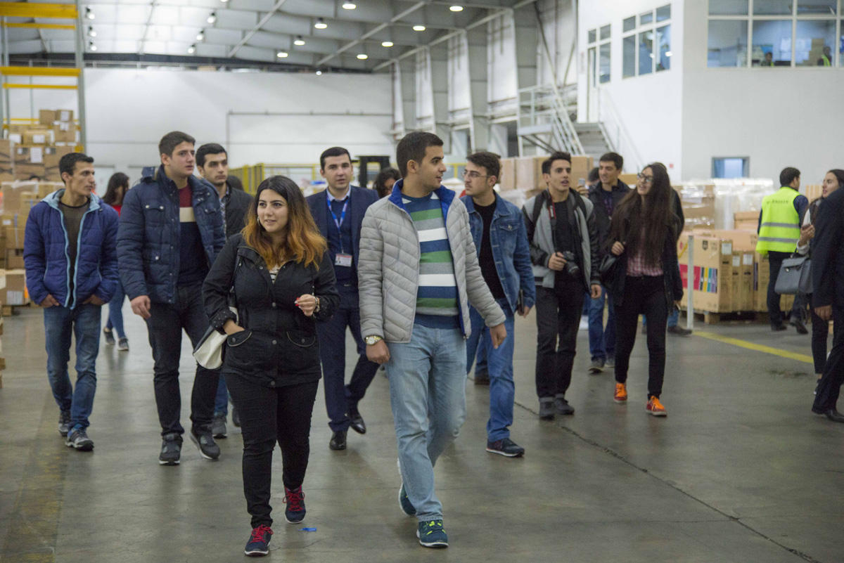 Студенты университета ADA побывали на экскурсии в Международном аэропорту Гейдар Алиев