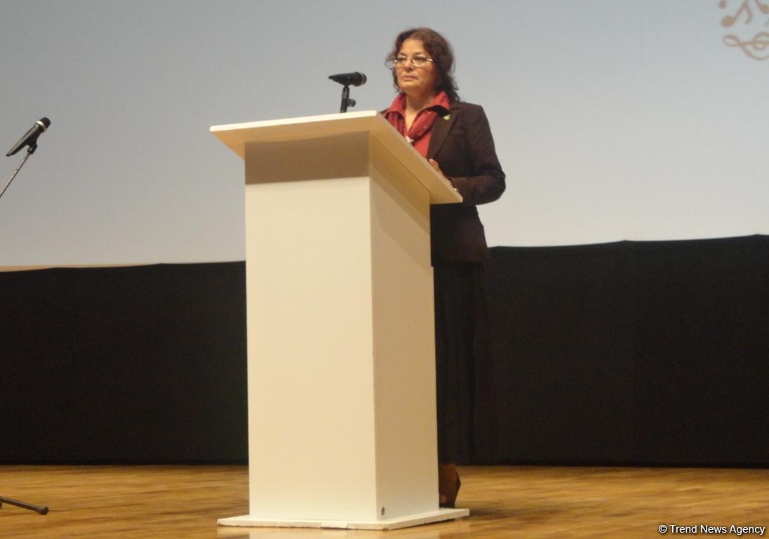 В Баку презентован фильм "Вагиф, которого я знал"