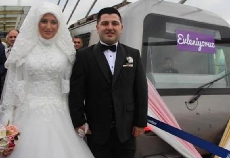 Metroda nikah mərasimi