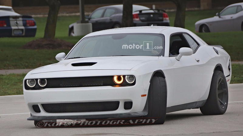 Dodge Challenger первым среди масл-каров получит полный привод
