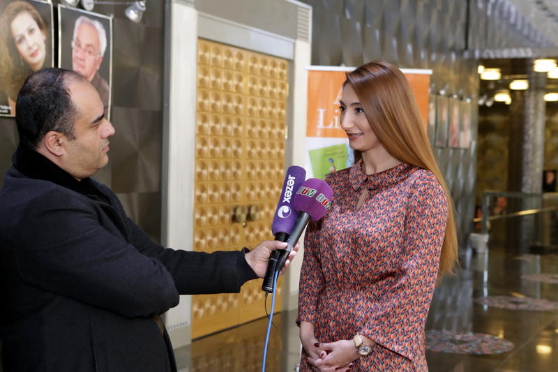 "Uzuncorab Peppi" azərbaycanca danışdı