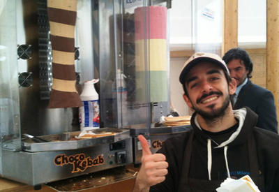 В Сети набирает популярность новый вид донера <span class="color_red"> - 5 ФОТО</span>