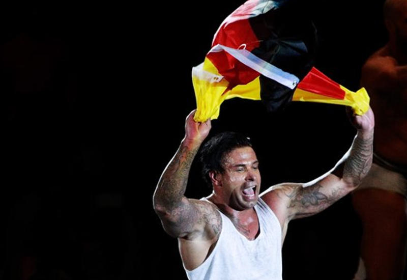 Вратарь сборной Германии стал рестлером