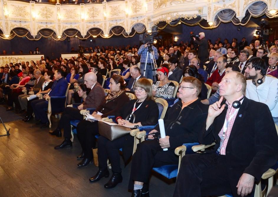 В Баку начала работу IV Международная театральная конференция «Мультикультурализм и театр»