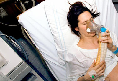 Женщинам во время родов будут предлагать… веселящий газ