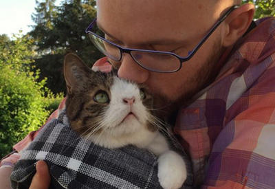 История о том, как кот с необычной внешностью обрел любящий дом <span class="color_red">- ФОТО</span>