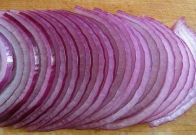 Лук может помочь вам справиться с этими 5 проблемами со здоровьем