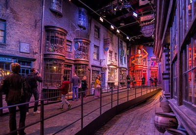 Прогулка по волшебному миру Гарри Поттера <span class="color_red">- ФОТО</span>