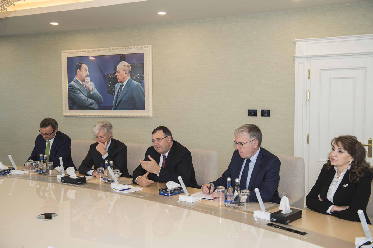SOCAR и Total подписали соглашение по крупному газовому месторождению