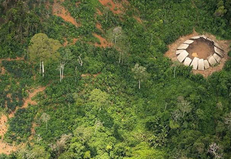В джунглях Амазонки обнаружено еще одно нетронутое цивилизацией племя
