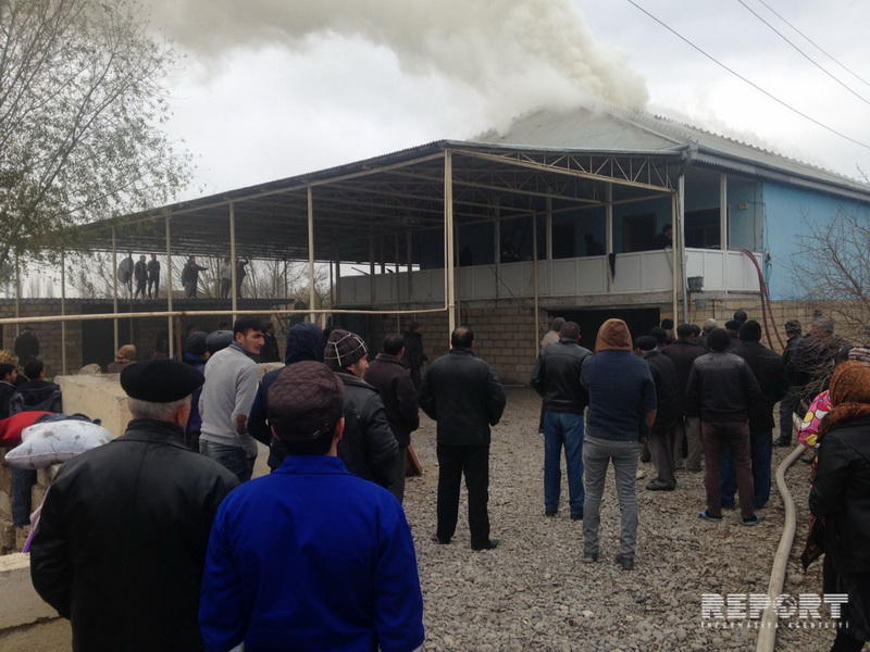 Сильный пожар в Сабирабаде