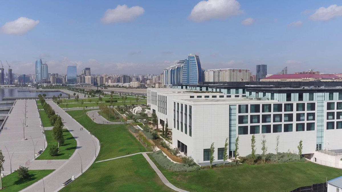 Проект Baku White City участвует в выставке недвижимости и инвестиций
