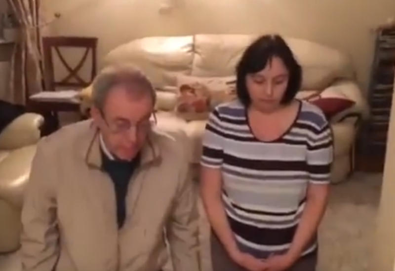 В России школьник заставил родителей просить у него прощения на коленях